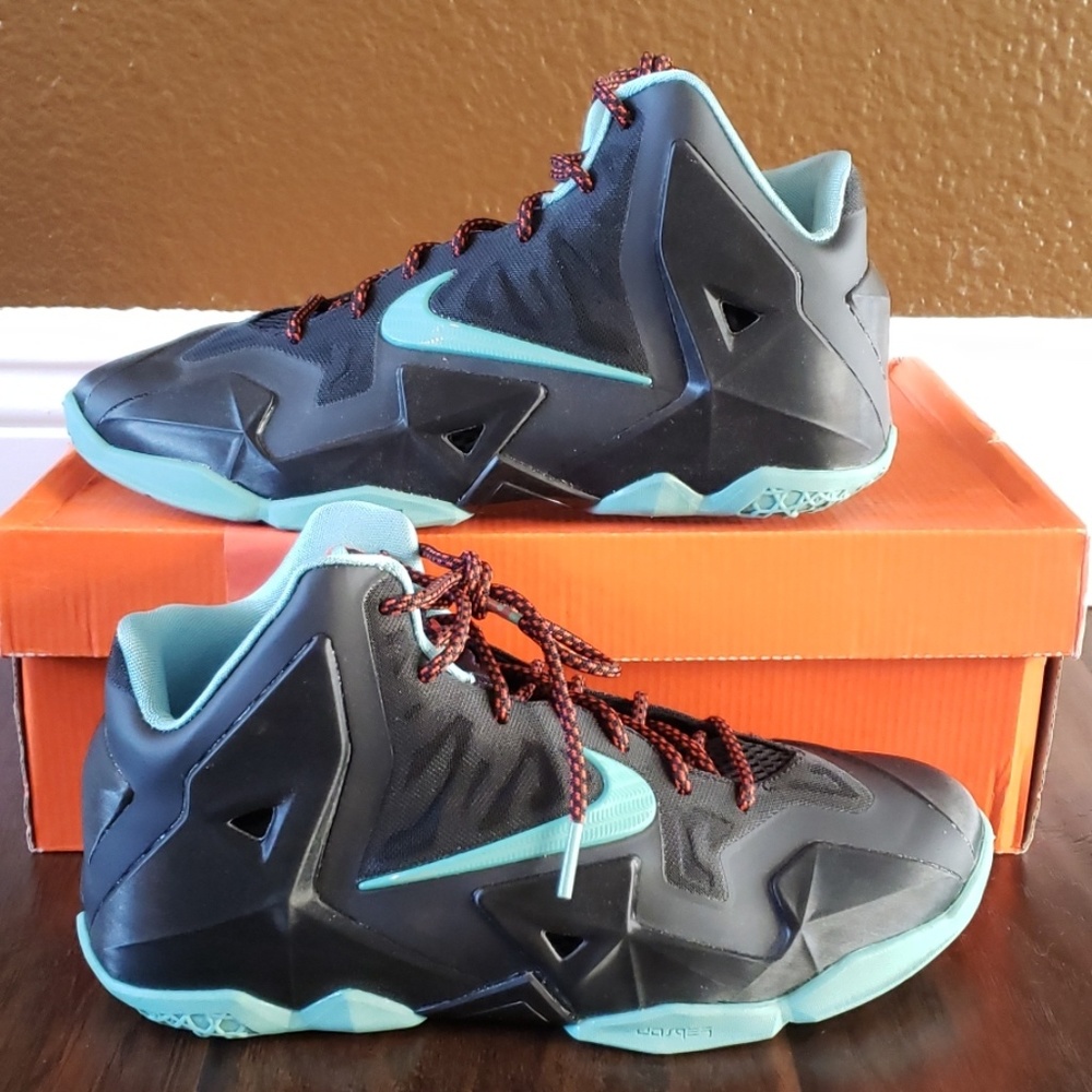 Nike Shoes Lebron XI (GS)